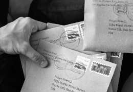Boîte postale ou adresse chez un proche : que choisir ?